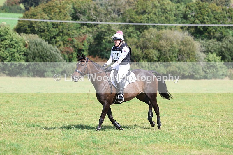 3E7A6676 - Class 1: Trebudannon Open: Pheasant Feeder