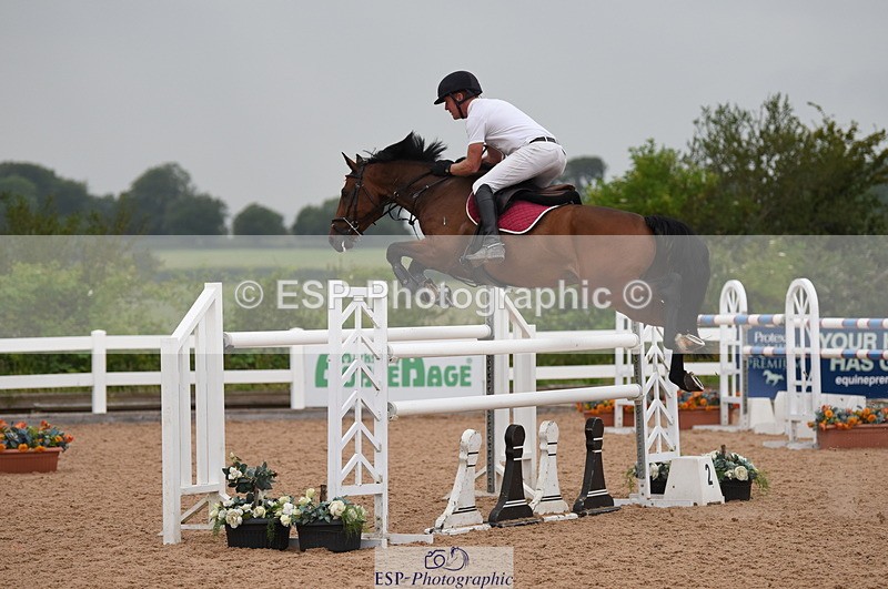 230628A-154938-00950 - Cls 6 1.30 & 1.40m Open