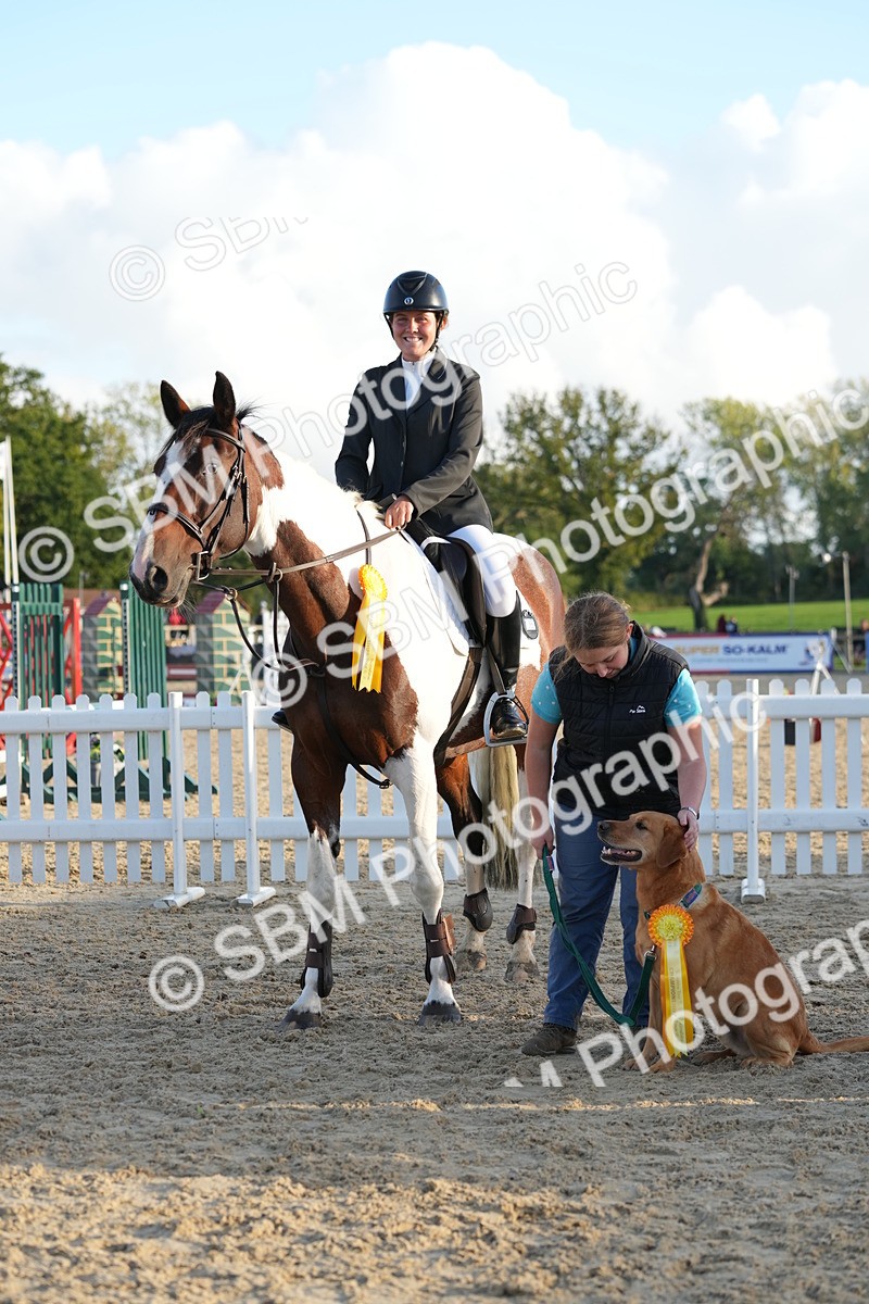 SBM_29520 - J44 - Horse & Hound Open 70cm
