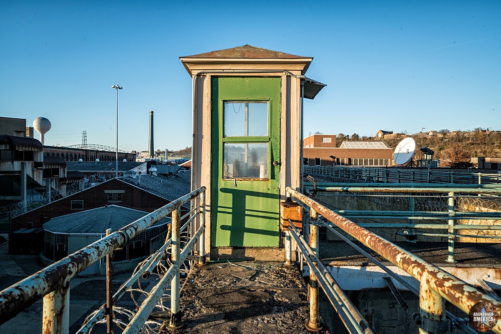 Western State Penitentiary (Pittsburgh, PA) | Guard Tower Walkways - Western Penitentiary