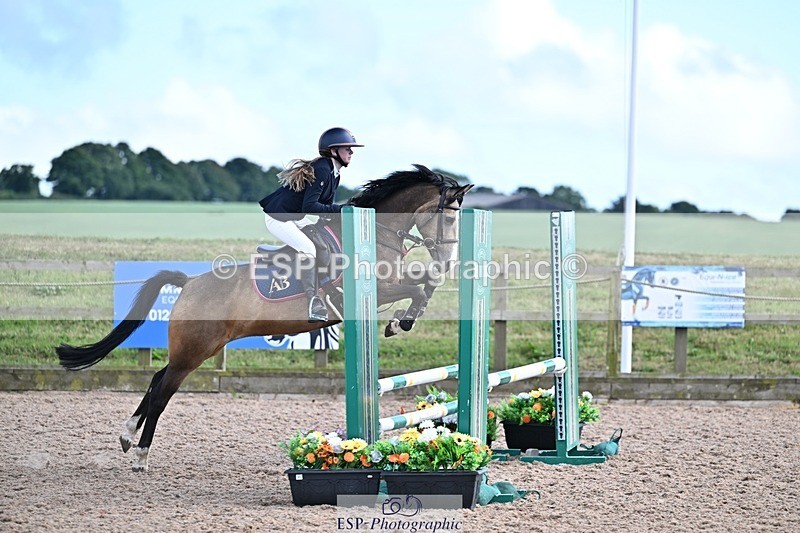 250627-170429-00837 - Cls 6 Stepping Stones 128cm and 138cm