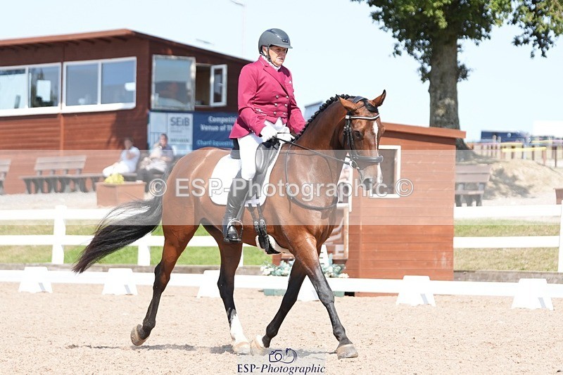 250817-145603-10777 - 200-Lyn.CockerillTwo.Minus.One