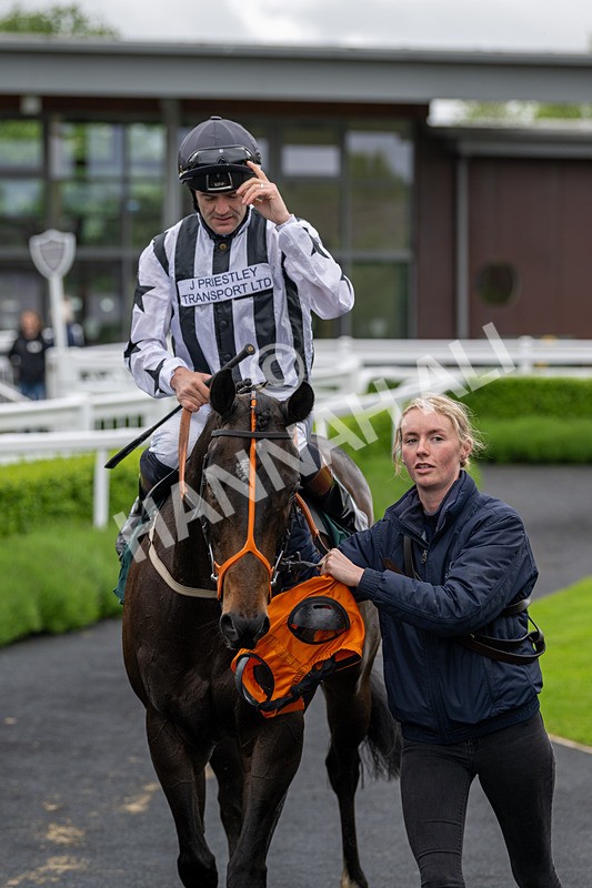 230524-Race 2-Birkenhead-1345 - Race 2