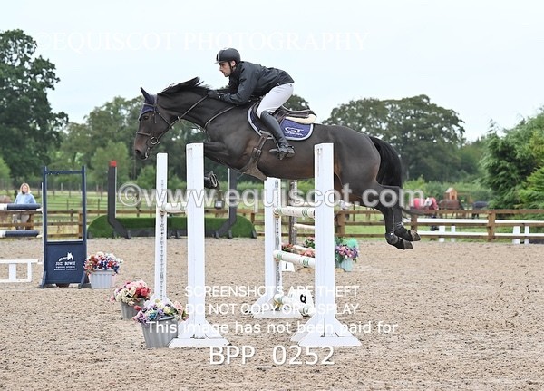 BPP_0252 - CLASS 18 SUN National 1.30m Open