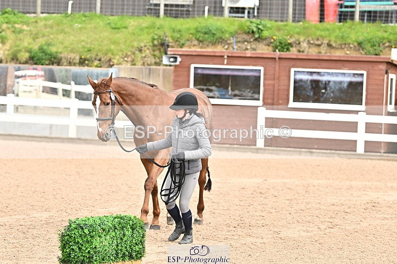 240417A-140037-00393 - 2pm to 3pm