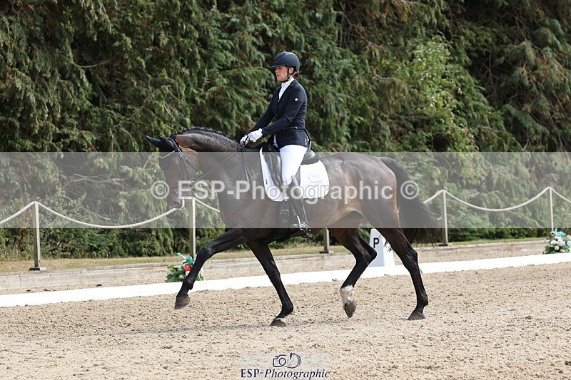 250809A-151326-04227 - 031-Lauren.AstonFree.Flo