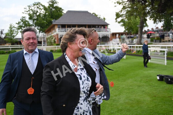 yr10062022r7-41 - Race 7 5.10pm Andy Thornton Hospitality Furniture Stakes