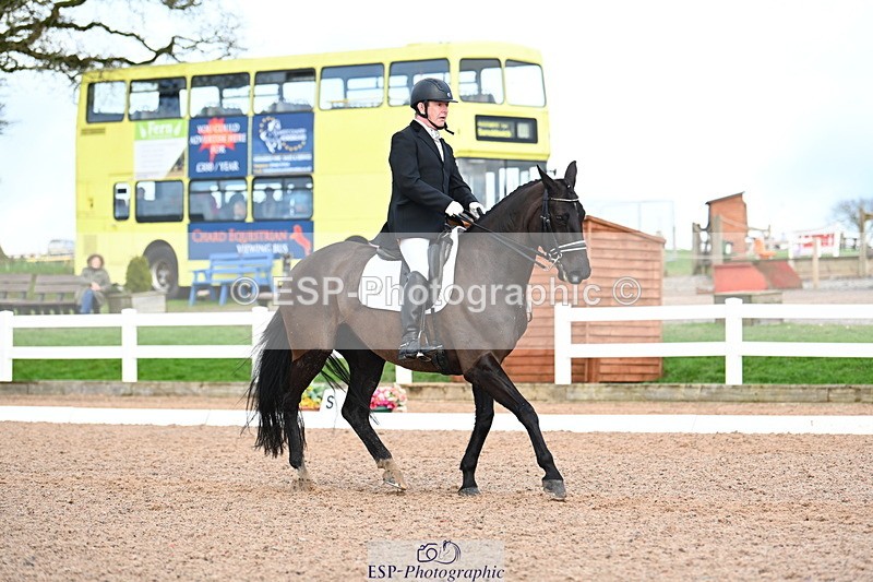 240218A-150540-09001 - 180-John.Fullick-Hermosa.bella