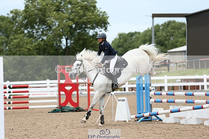 230716A-140100-03840 - Class 24 Junior 1.05m Open