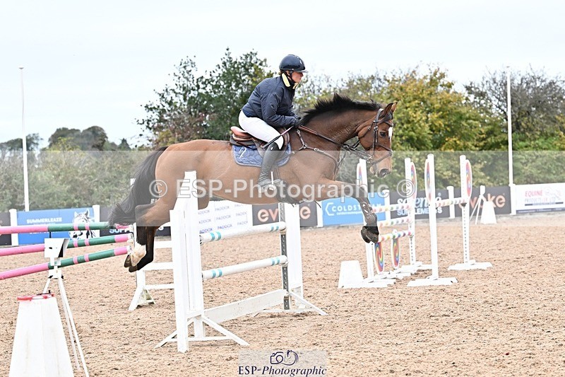 251015-135350-00665 - Cls 4 Newcomers and 1.10m Open