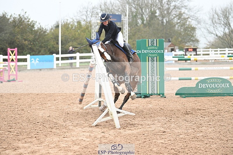 241102A-130837-04730 - SAT Cls 15 Foxhunter and 1.20m Open