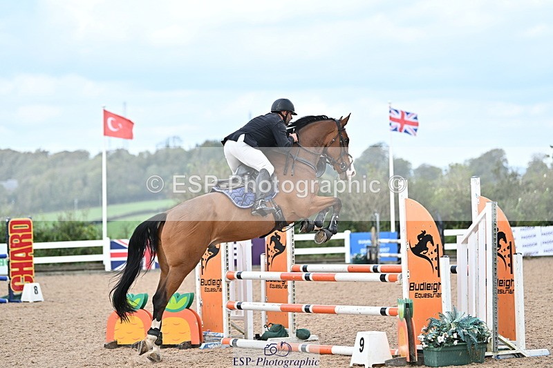 241005A-113030-03384 - SAT Cls 17 95cm Amateur Quali