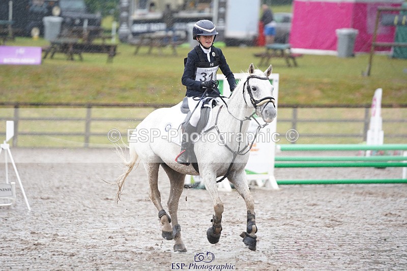 240824X-084136-20344 - 70cm Round 1 8.30 to 9.30