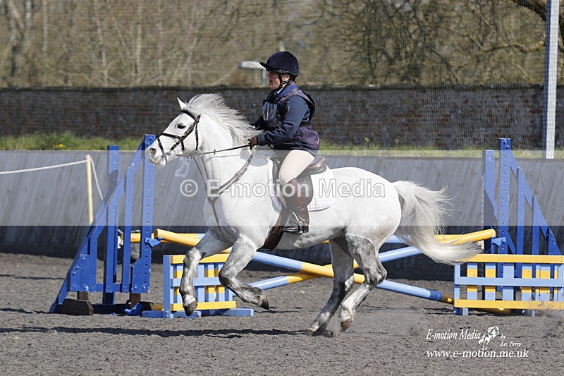 _EST0876 - Bourne Valley Riding Club Winter Showjumping 27/03/22