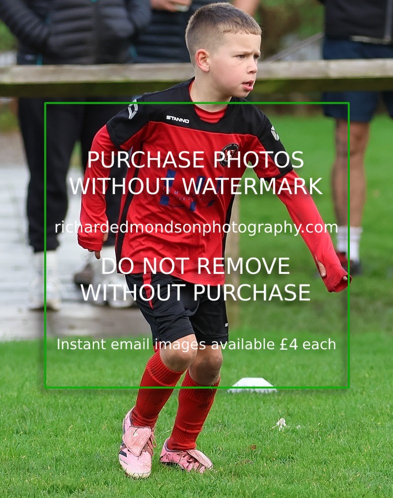 533A3209 - Kendal Utd U8's vs Sedbergh Wanderers Juniors U8 (8/11/25)