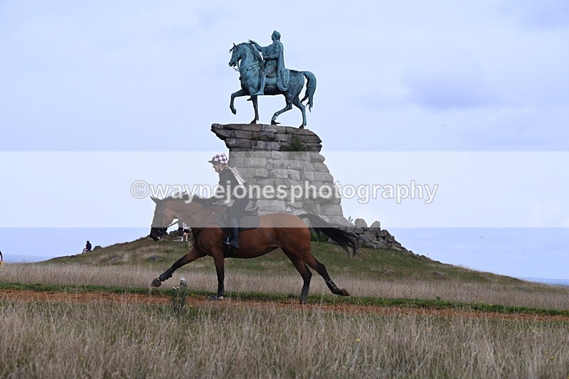 DSC_8208 - Time at Statue 13:52 to 14:33