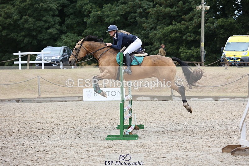 250829A-120656-01562 - Cls 7 British Novice and 90cm