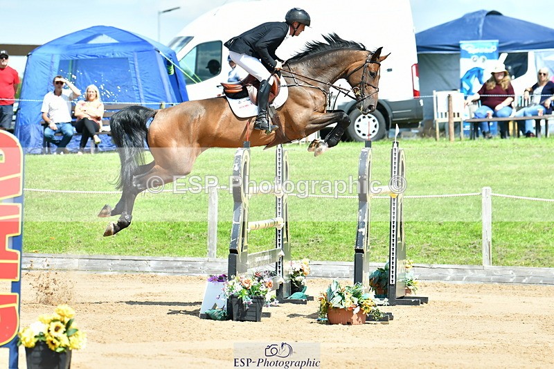 230720A-113010-02156 - Cls 5, 2 Star Medium 1.35m