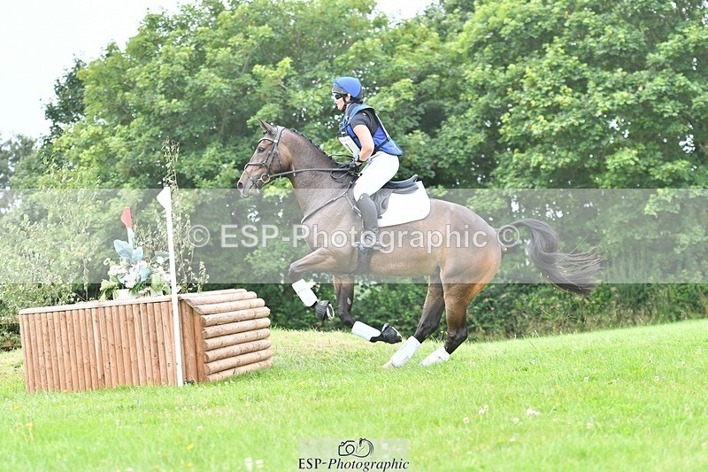 240803-105428-01423 - 008-Jodie_Coombes-TATTYGARE_LAST_DELIGHT