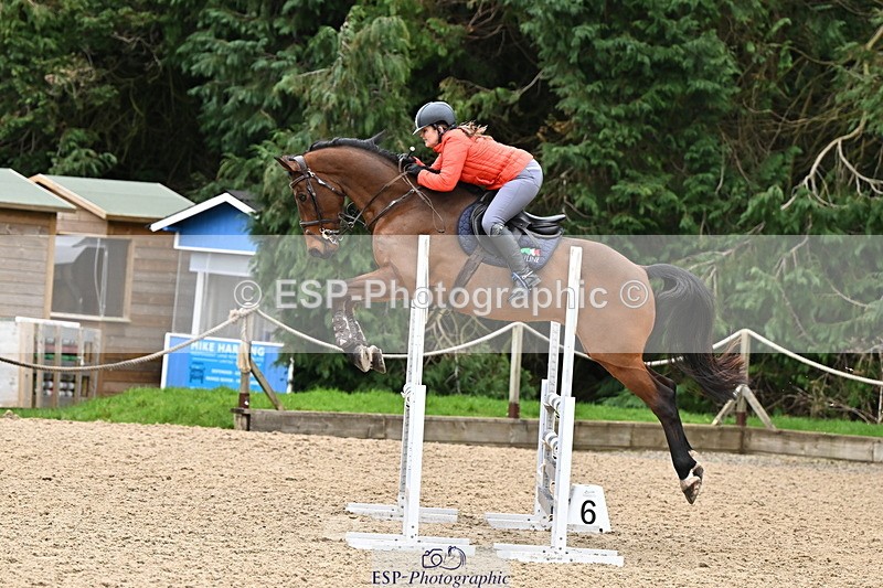 250201A-121852-00643 - Cls 02 Local Horse 100cm