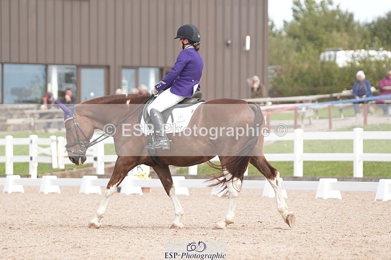 250906-132009-03592 - 017-Natalie.RosewarnePenpont.Fancy.That