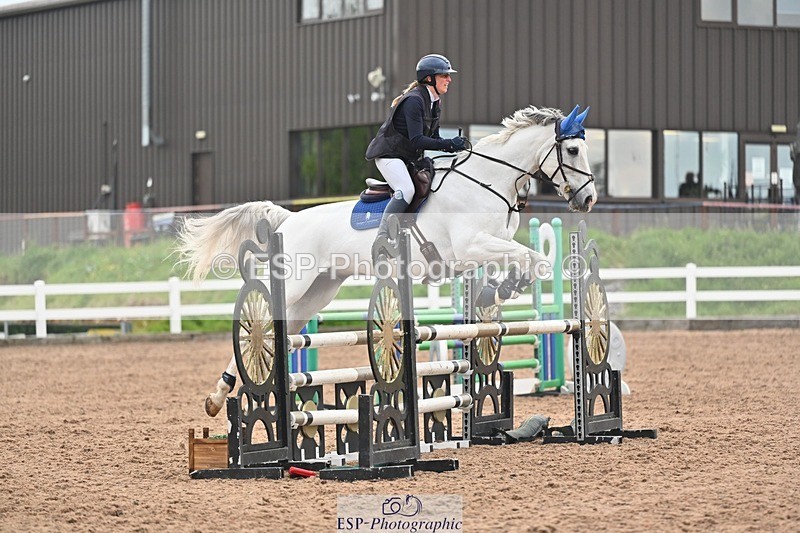 260508-092214-04427 - Cls 17 British Novice and 90cm Open