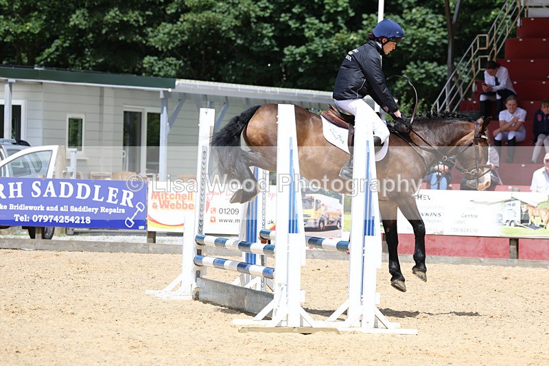 3E7A2334 - Class 4: 70 -75cm Part A