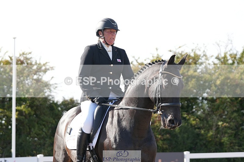 250906-162548-05042 - 123-Sam.YorkOakring.Santino