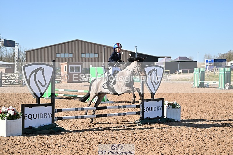 250401-164423-00210 - 60cm classes