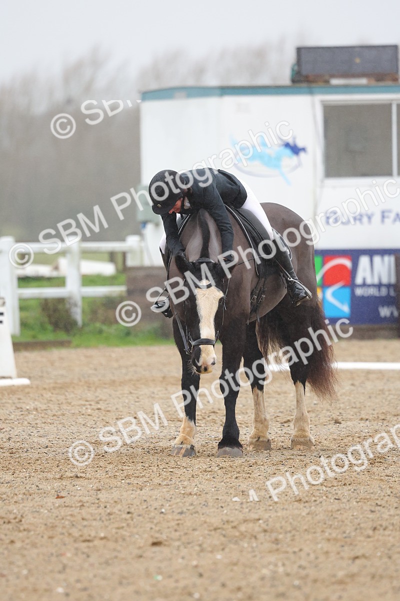 SBM_002965 - Class 6 - Novice 4