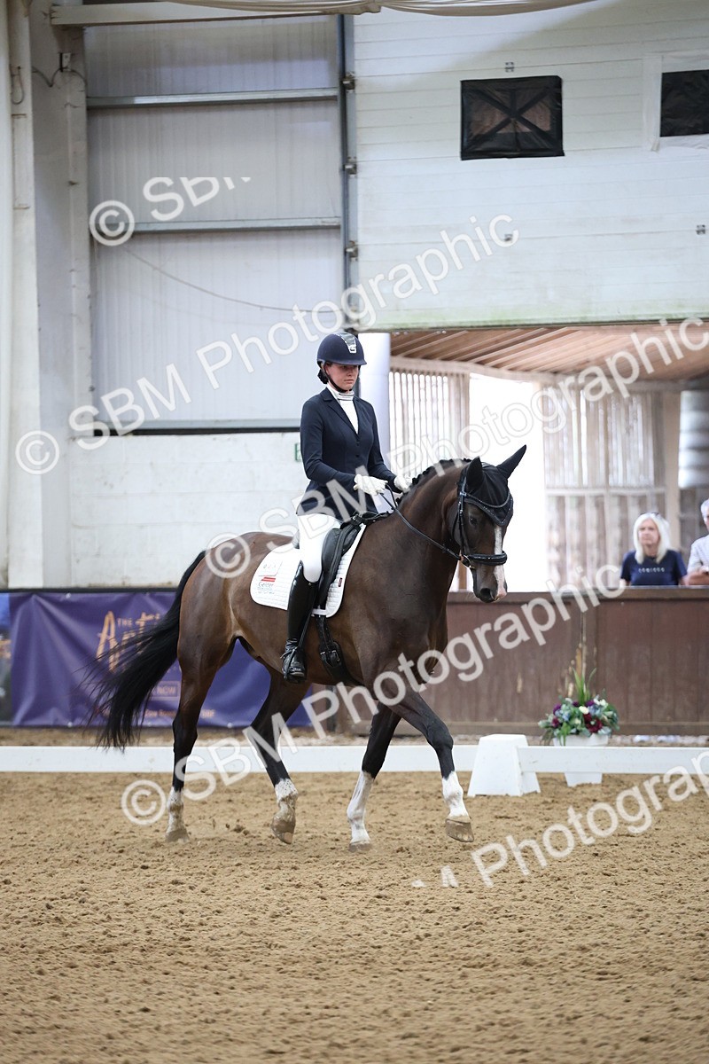 SBM_003375 - Class 5 - Novice 6 Gold - 13.05-14.00