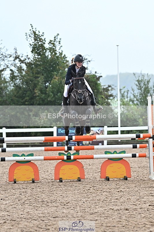 240925A-123242-00568 - Cls 3 Snr 1.05m Open