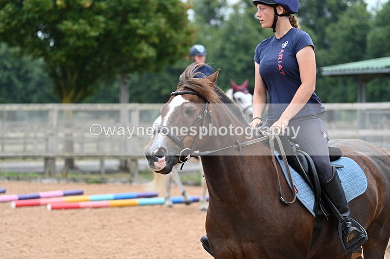 WJ7_7728 - Poles 10:00am