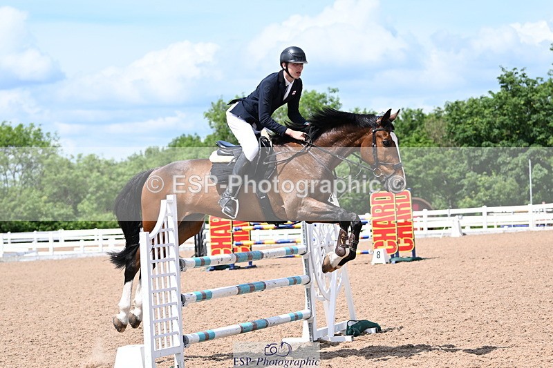 240619A-143545-00651 - Cls 4 Snr Newcomers and 1.10m Open