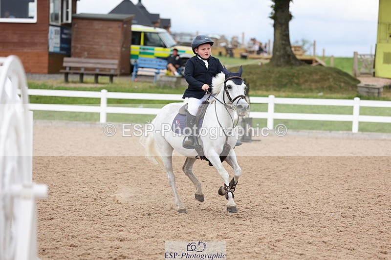 240630A-175717-16227 - Cls 28 Stepping Stones 128cm + 138cm