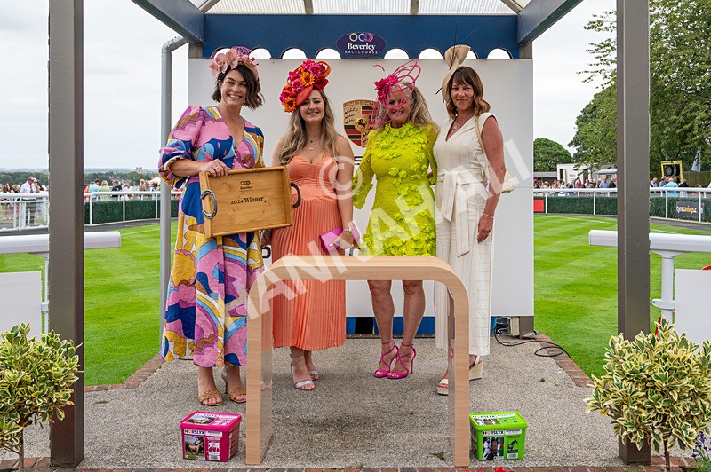 140824-Race 2-Stanhope Gardens-2581 - Race 2