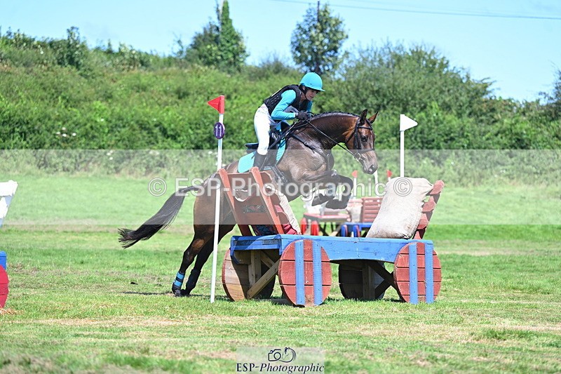 240811A-130044-03701 - 076-