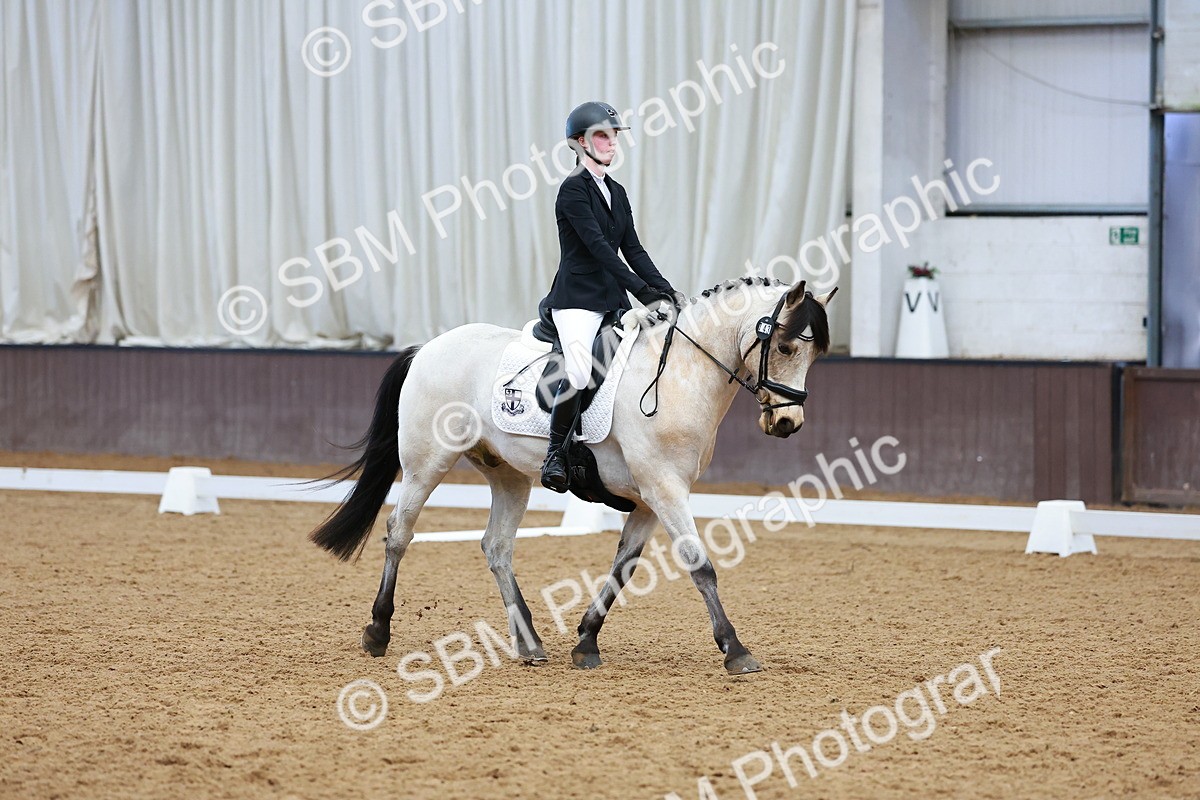 SBM_003401 - Class 11 - Novice 2