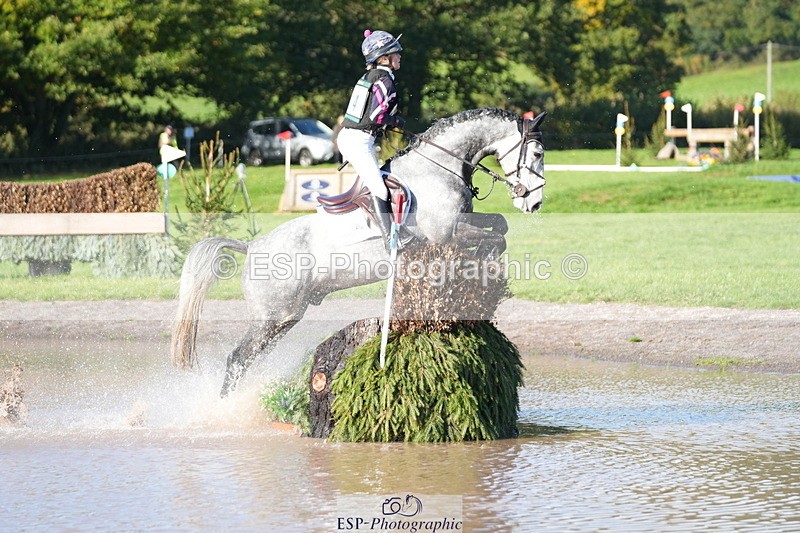 251024A-111403-07154 - A-014-Melissa.Joannides