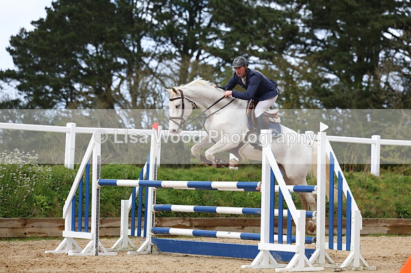 3E7A1836 - Class 7: Senior Newcomers/1.10m open