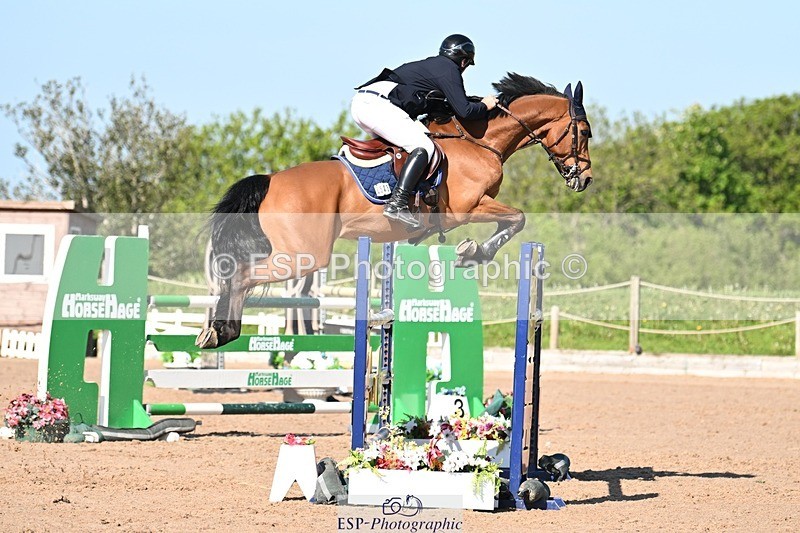 250509-092850-04759 - Cls 13 Snr Foxhunter
