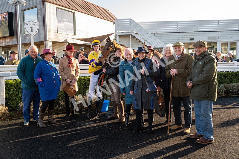 270224-Race 3-Chase A Fortune-6471 - Race 3