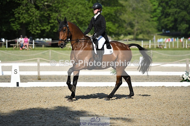 230525-093445-01623 - 306-JELSON-Lucy_Collecott-WEDTrotUp+DR