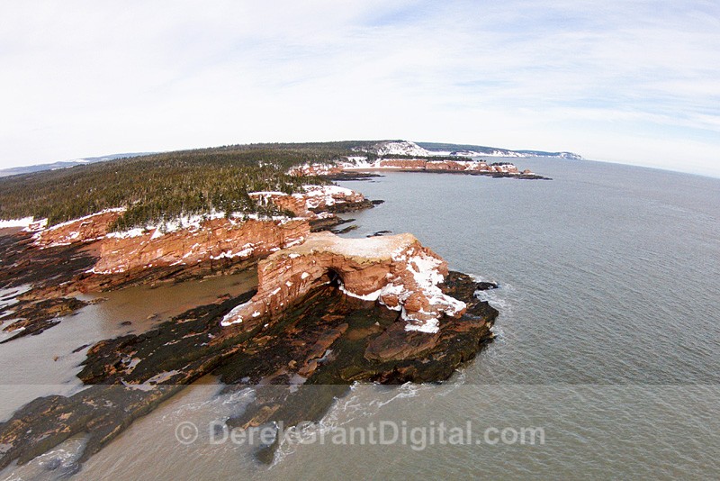 Split Rock Gardeners Creek Aerial View Fundy Coastline - Fundy Postcards