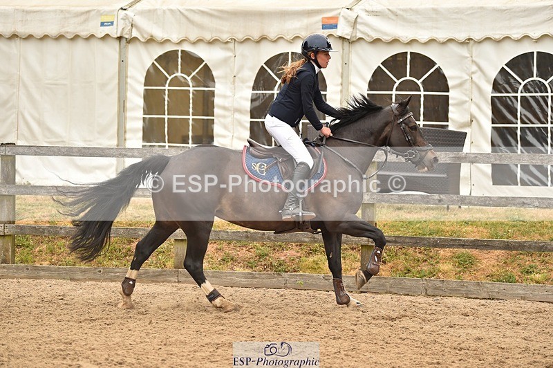 230618-134334-12777 - Cls 25 Pony Foxhunter & 1.10m Open