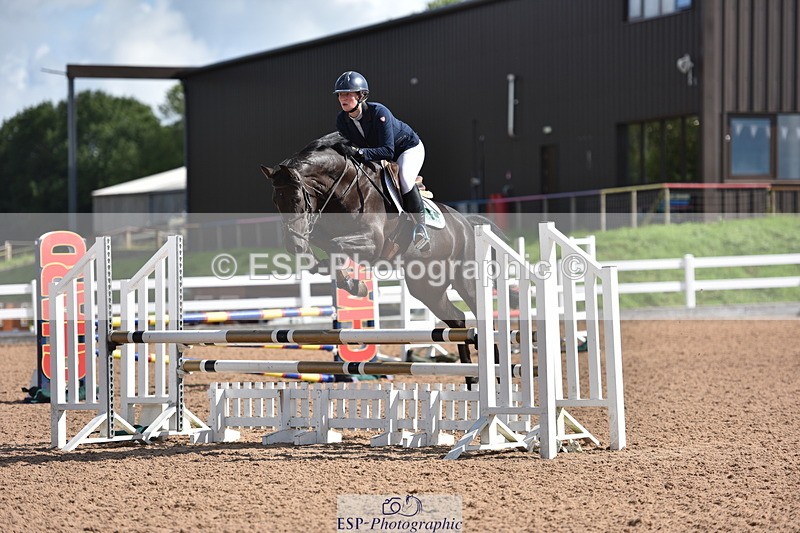 230806A-100802-01160 - Cls 16 Snr British Novice & 90cm Open