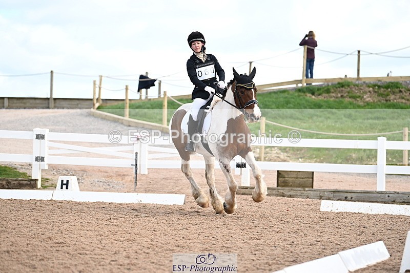 240324A-130601-02786 - Novice 27, 12.30 to 13.50