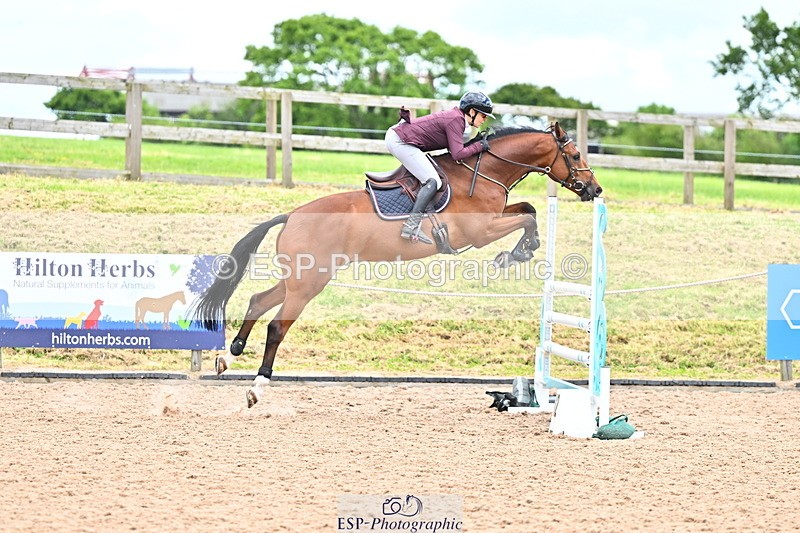 240608A-125037-02403 - Cls 4 Snr Newcomers and 1.10m Open