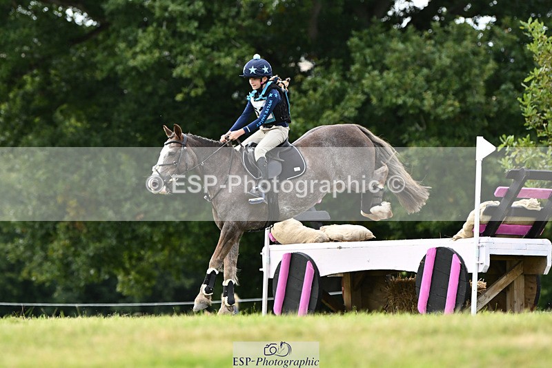 240825X-135343-34569 - 80cm XC 13.30 to 14.30