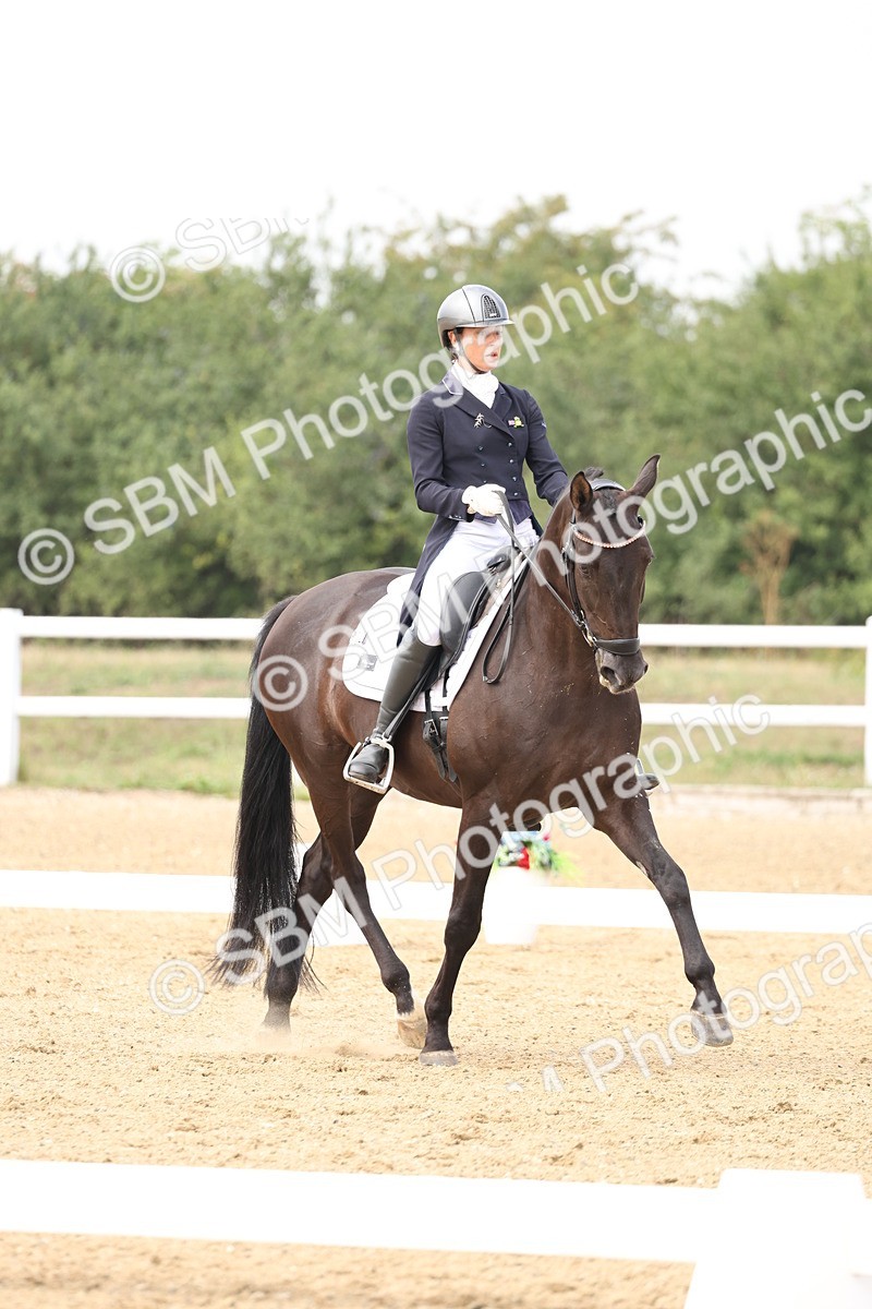 SBM_007555 - Class 9 - FEI INT I - 14.57-15.45